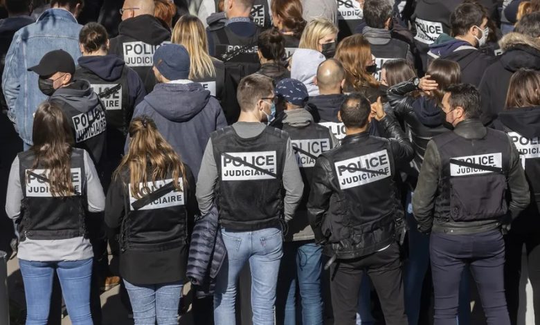 french police protest